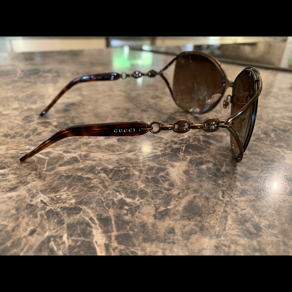 Gucci sunglasses - Picture 1 of 5